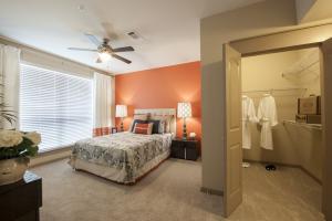Two Bedroom Apartments in Sugar Land, TX